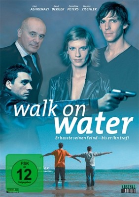 WALK ON WATER von EYTAN FOX